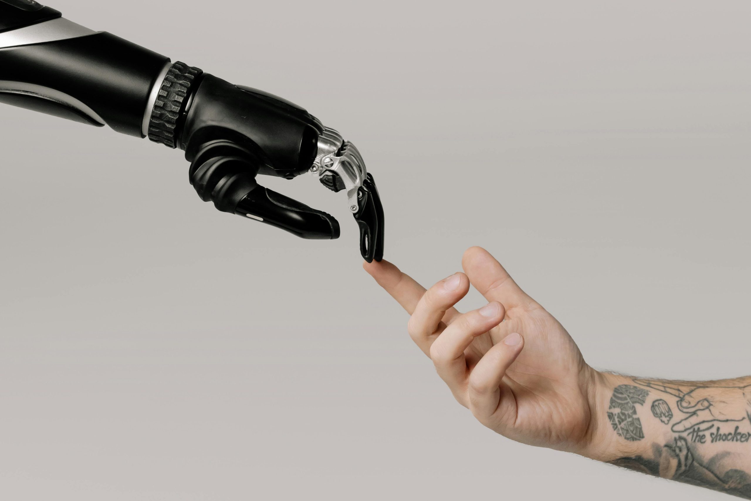 Read more about the article How to Explain AI to a Child: A Guide to Teaching Kids About It